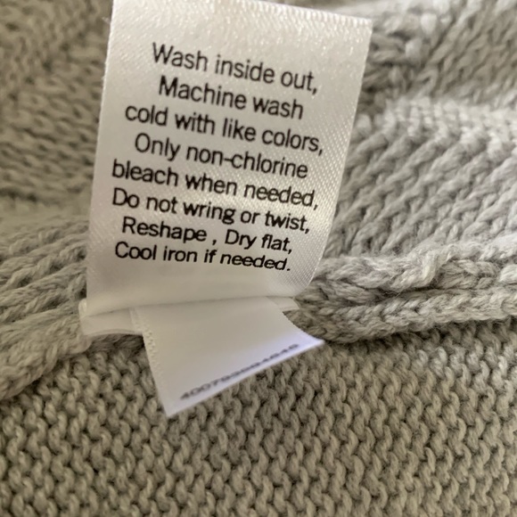 Sonoma Women’s Sweater - Picture 4 of 5